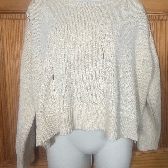 The Native One Boutique Boxy Crop Cream textured casual  Knit Sweater –  small - Picture 6 of 6